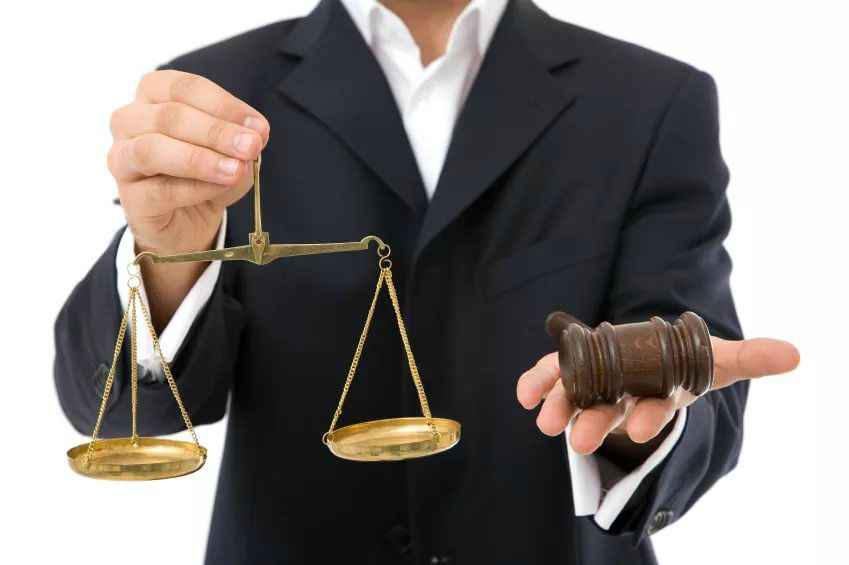 «Зарабатывать»  на всем — кредо  адвокатской верхушки?