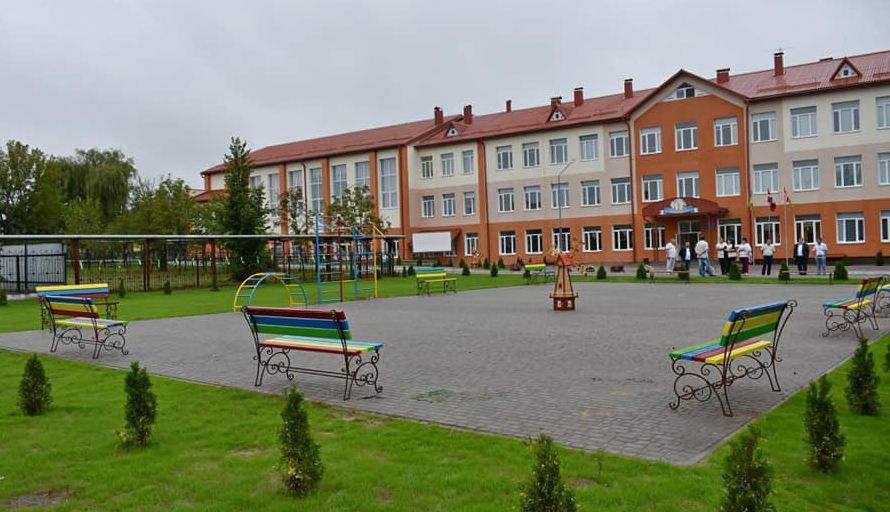 У селі Вербка Ковельського району відчинила двері нова школа