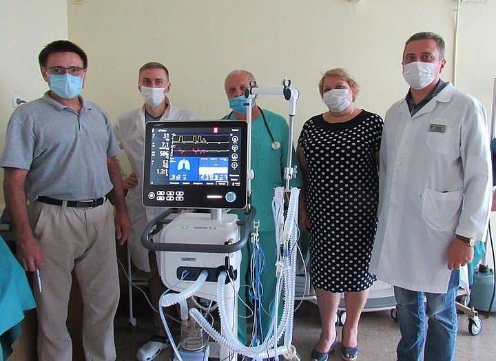 Чернігівщина: Недешевий ШВЛ  лікарня купила сама
