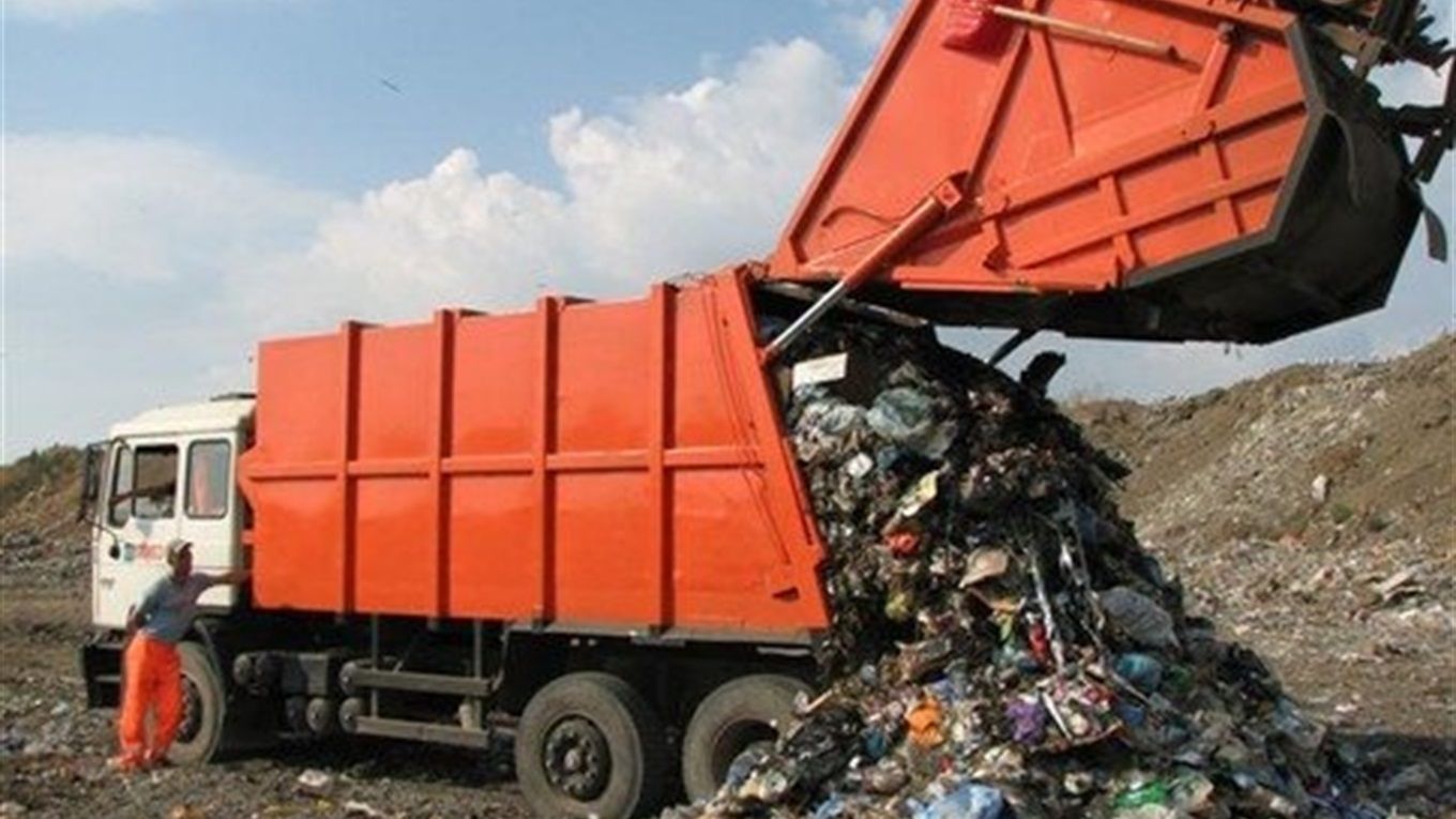 Суми: Містяни переплатили мільйони за сміття