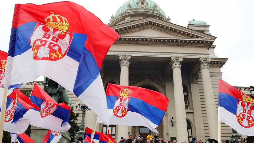 Новий уряд Сербії затверджений парламентом і приступив до роботи