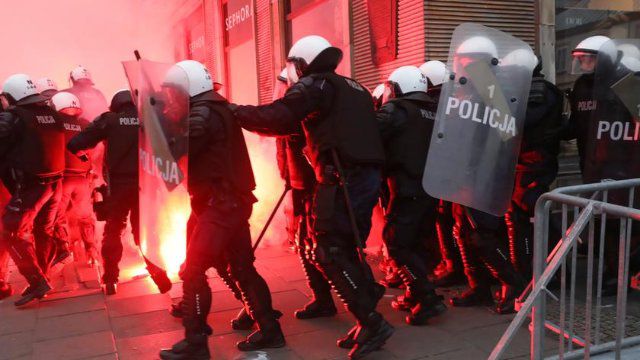 Польща: Марш Незалежності під знаком агресії