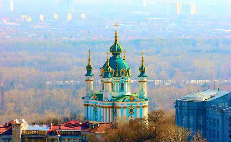 Киев: Андреевскую церковь откроют на Андрея