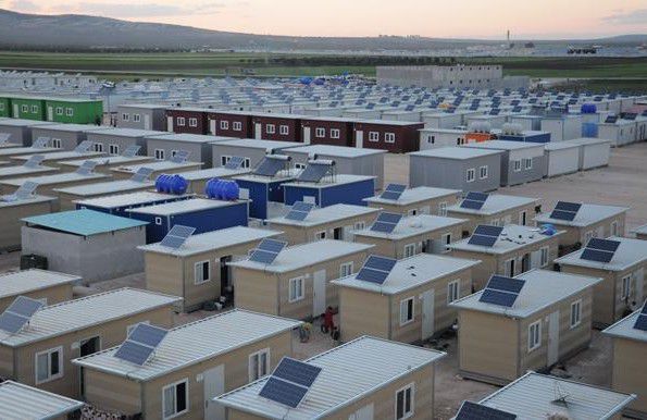 Тільки торік Туреччина побудувала на північному заході Сирії 14 тисяч будинків для біженців