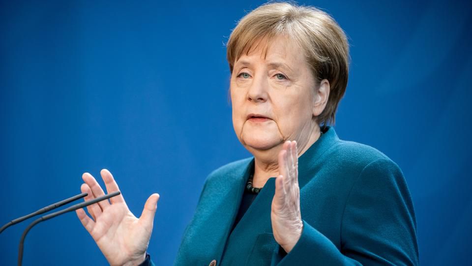 А скільки заробляє Ангела Меркель?