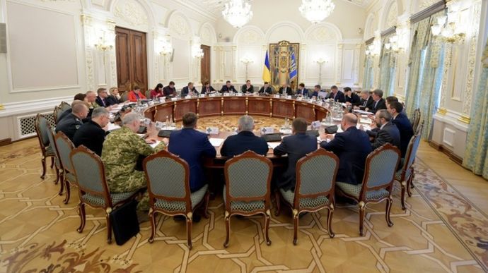 In Kiew kündigt man harte Entscheidungen wegen Gefahren für nationale Sicherheit an