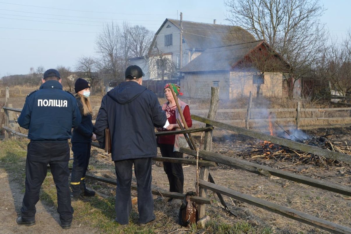 Чернігівщина: За випалювання сухої рослинності —  чималі штрафи