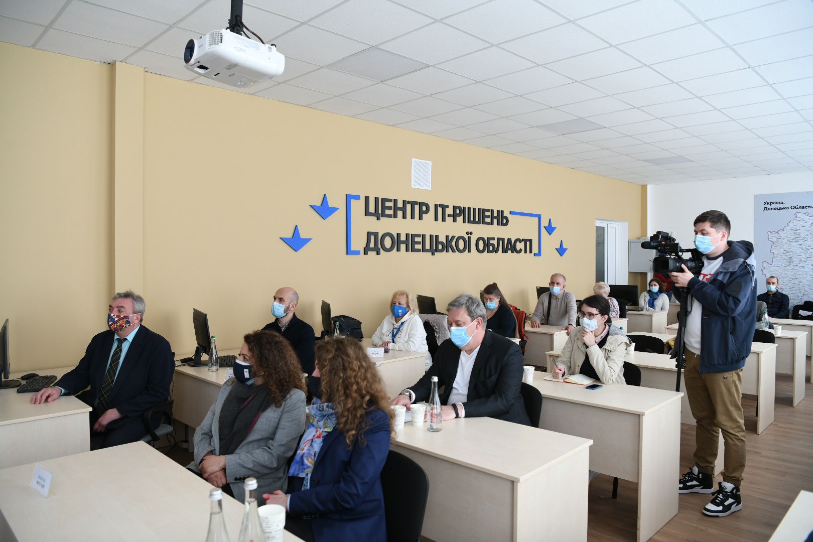 Центри ІТ-рішень відкрилися у Краматорську та Сєвєродонецьку 