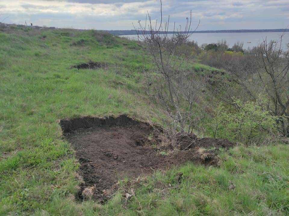В Николаевской области очередной раскоп от «черных» археологов