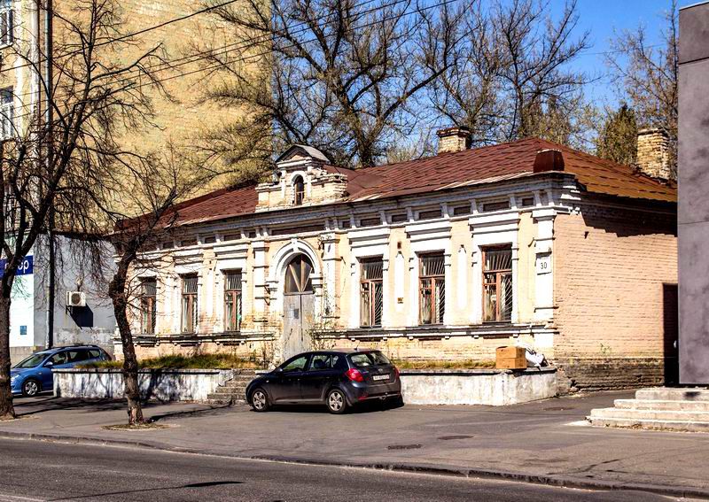Старовинний особняк у Києві: знести чи залишити?