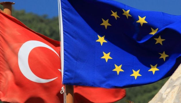 Європарламент закликає призупинити переговори з Туреччиною