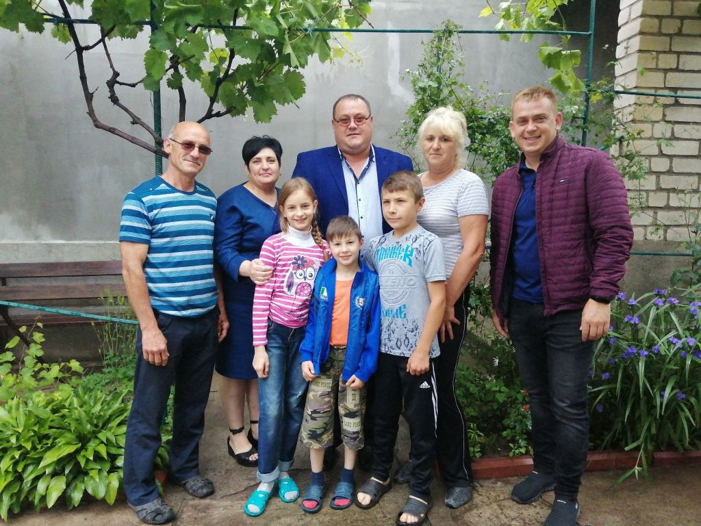 Миколаївщина: Діти знайшли родину