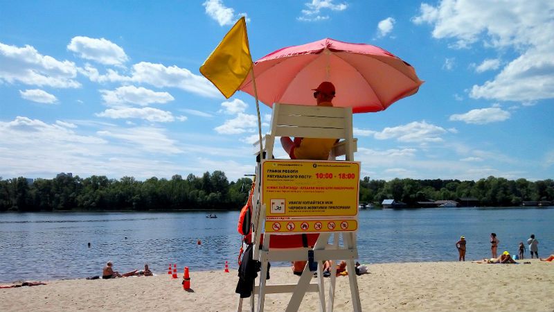 Не на всех пляжах Киева можно купаться