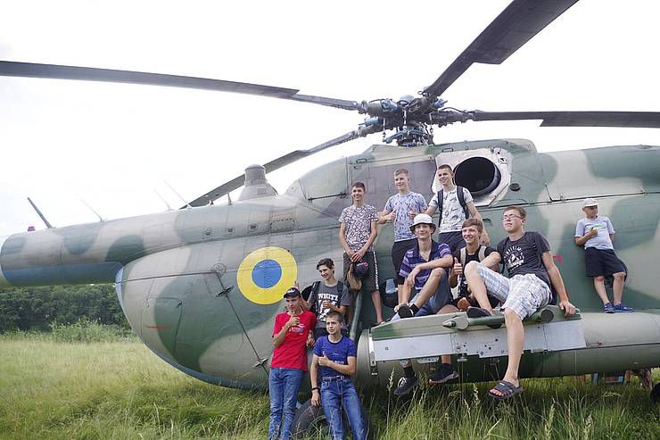 Полтавщина: На тренировку учеников прилетел вертолет
