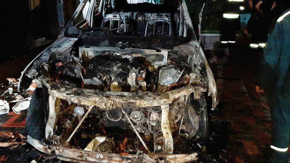 Чернігівщина: Підпалили авто депутата