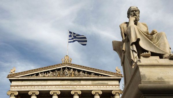 Уряд Греції оголосив про економічний пакет захисних заходів
