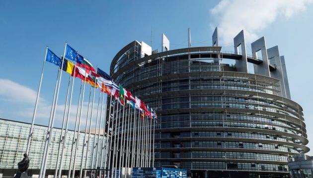 Європарламент нагадав Варшаві, що демократія — понад усе