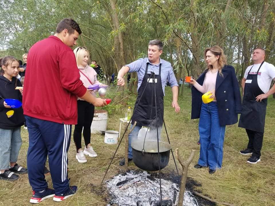 Буковина: Змагалися в кулінарних здібностях