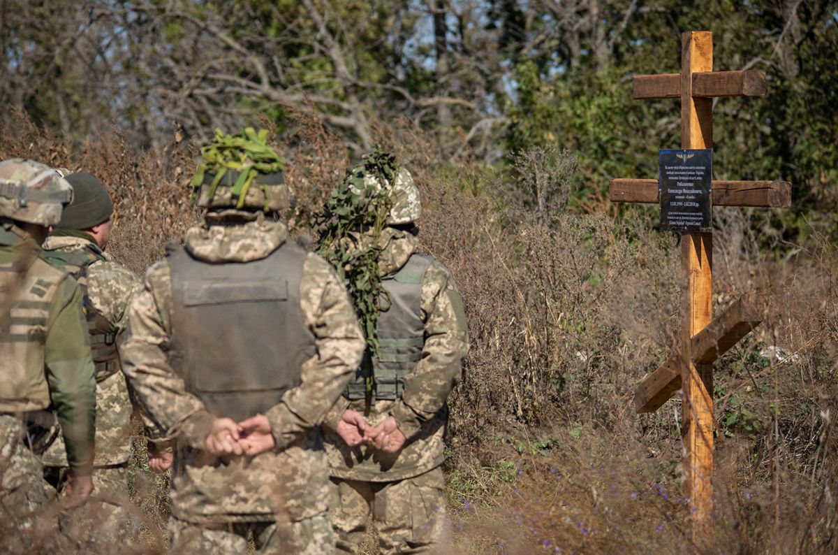 Днепропетровщина: Вернувшись, поставили крест побратиму