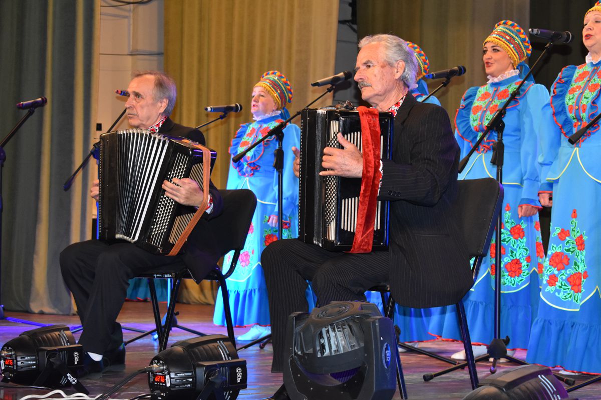 Луганщина: Концертом вітали з ювілеєм