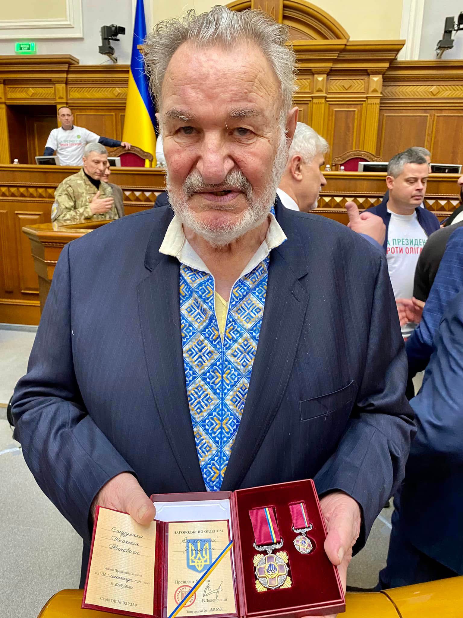 Президент наградил знаменитого буковинца Леонтия Сандуляка