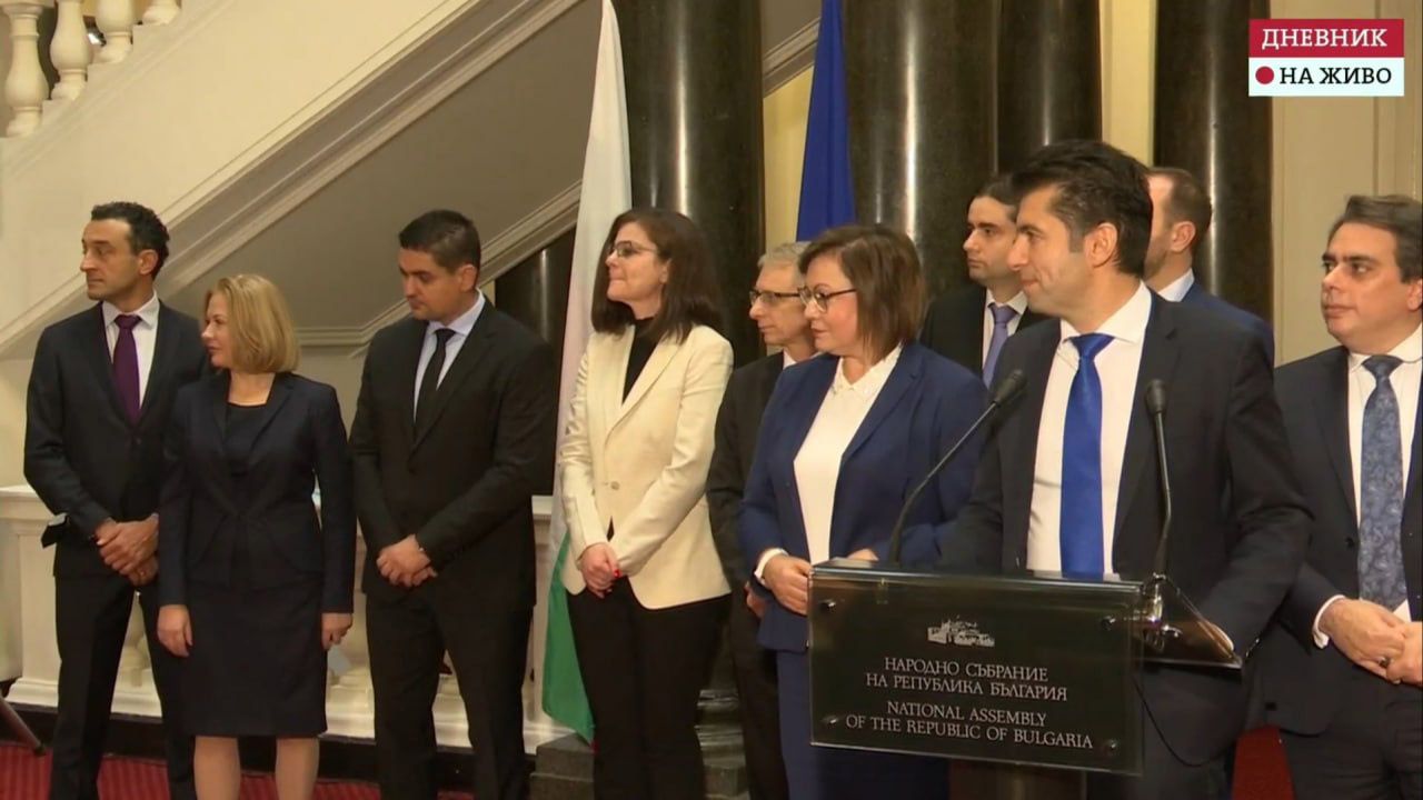 Парламент Болгарії затвердив уряд країни