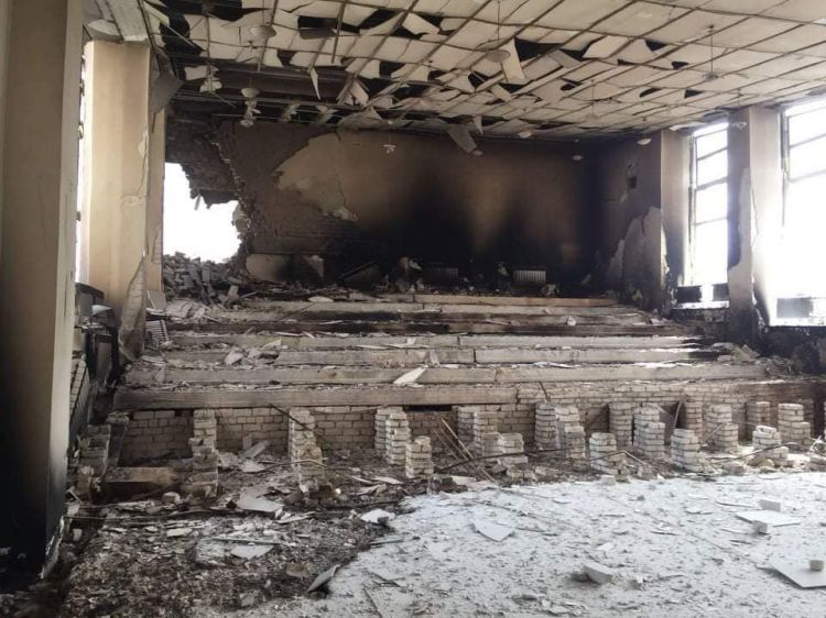 Російські окупанти знищують корпуси університету імені Володимира Даля 