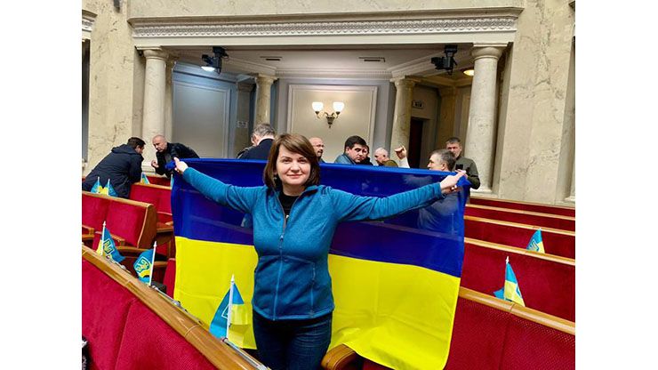 Народна депутатка Оксана Савчук: Крім війни, ніде не поділися й інші проблеми