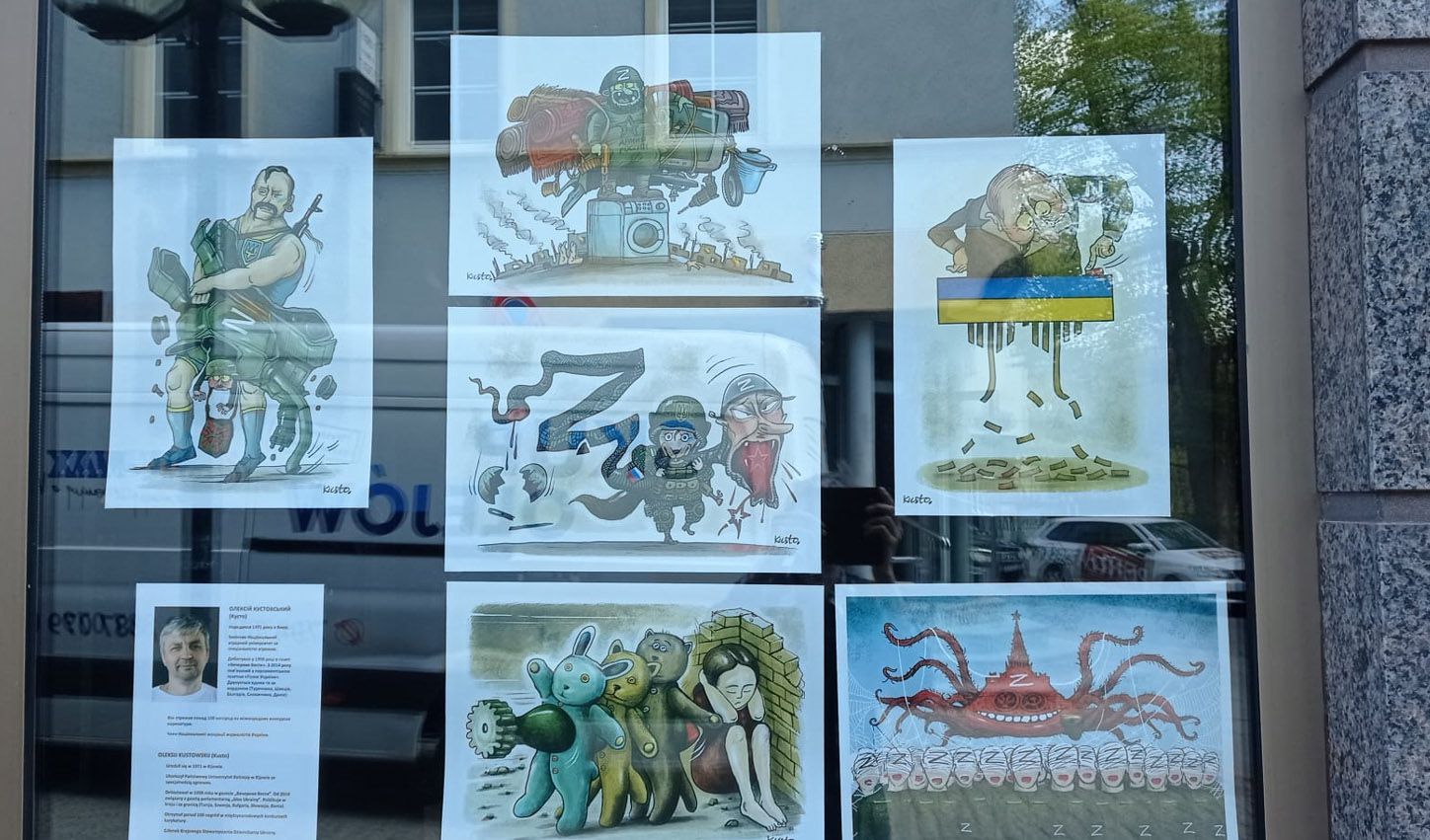 Karykatury polityczne Oleksija Kustowskiego w Olsztynie