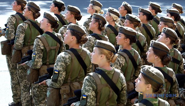 Жінки на передовій і на всіх фронтах війни в Україні