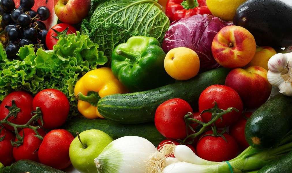 Україна самостійно забезпечує свої потреби в традиційних овочах та фруктах