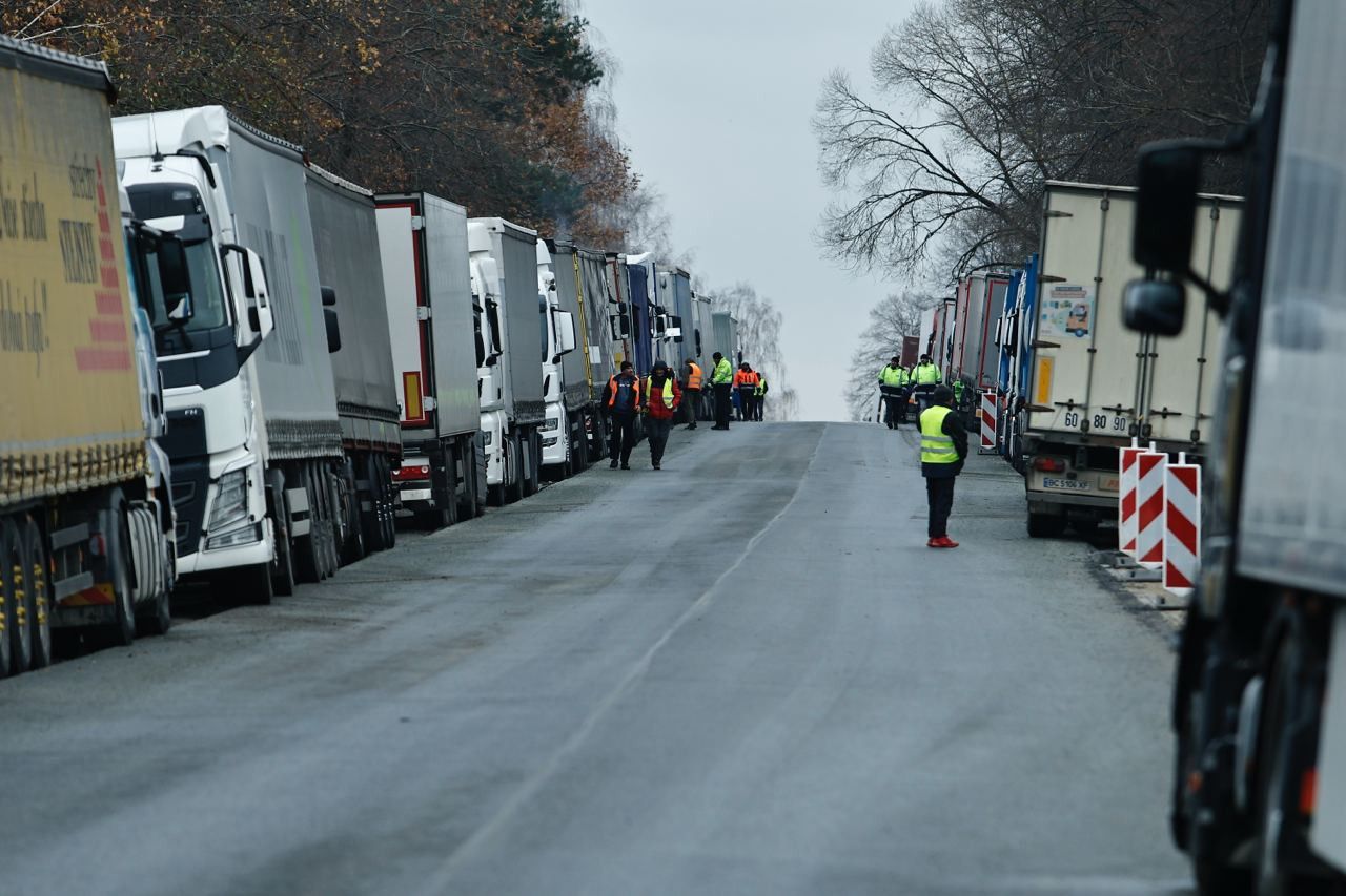 Перший крок до розблокування кордону: Україна і Польща домовилися про відкриття пункту пропуску 