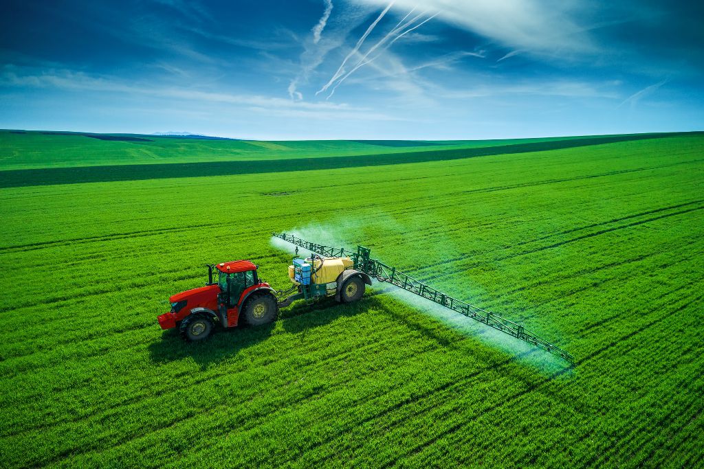 Ефективність використання тракторів в українському сільському господарстві