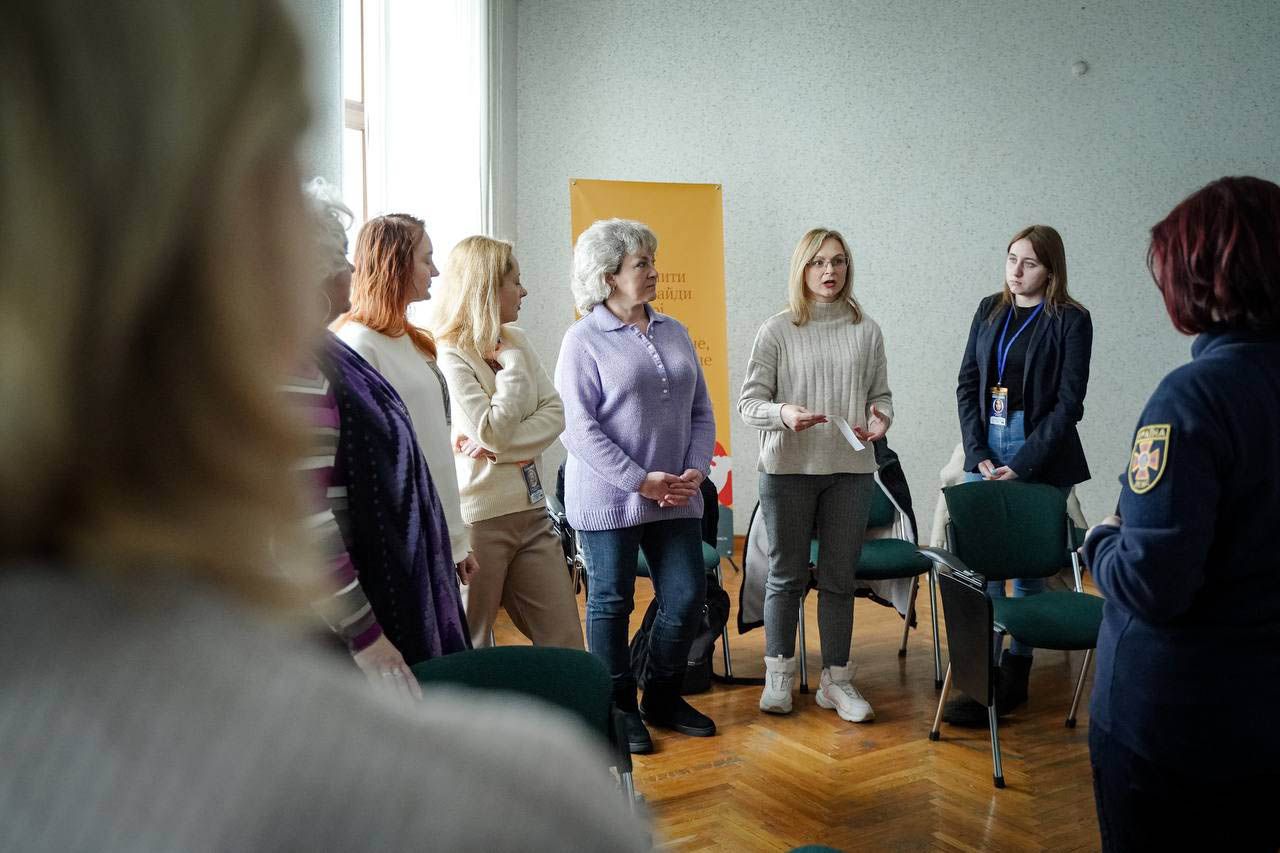 На Полтавщині журналістів навчали азів психологічної стійкості