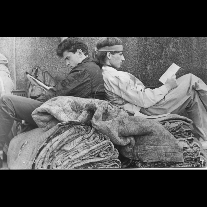 Мітинги. 1992 рік.
Студентське голодування. Київ. Майдан Незалежності.