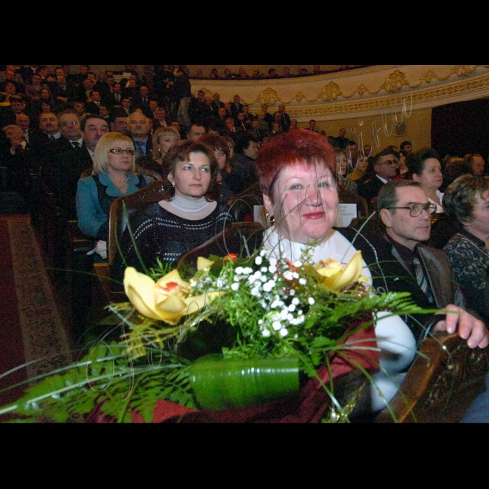 4 грудня 2009 Українська асоціація прокурорів нагородила власного кореспондента газети 