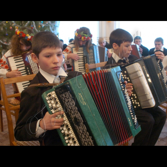 18 грудня 2009 Біла Церква Київської області. Дитячий будинок «Материнка» відзначає 10-річний ювілей.