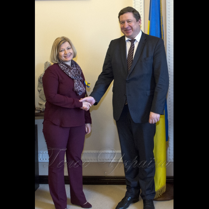6 квітня 2017 зустріч першого заступника Голови Верховної Ради України з Міністром оборони Литовської Республіки Раймунадсом Кароблісом.