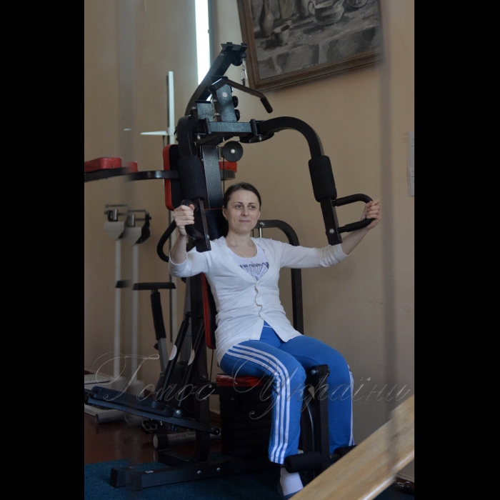 18 квітня 2017 Київ. Фізіотерапевтична поліклініка шевченківського району.
У кабінеті лікувальної фізкультури.