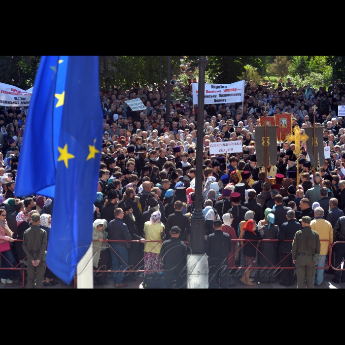 18 травня 2017 протести УПЦ МП біля Верховної Ради України.