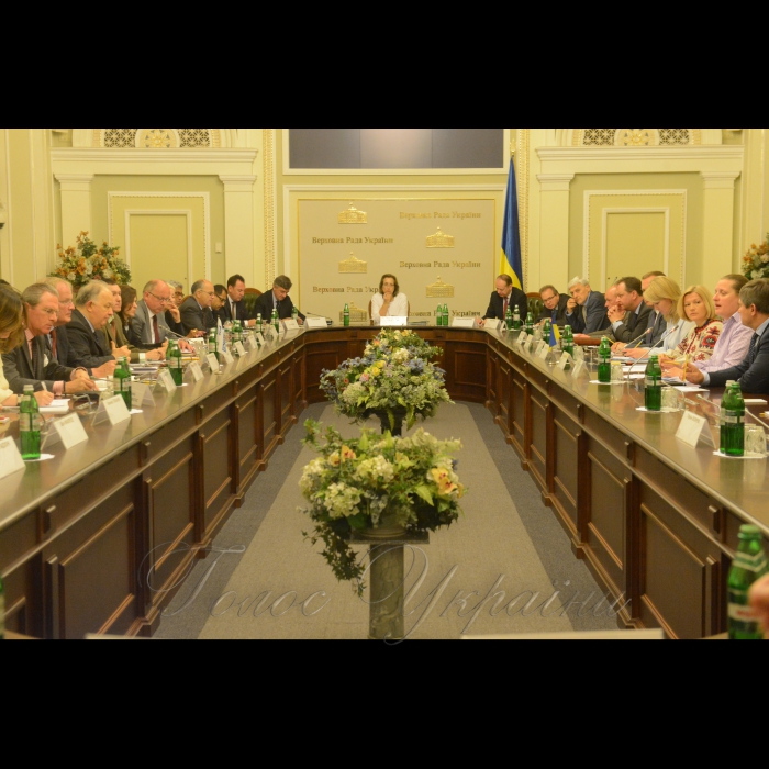 29 травня 2017 зустріч першого заступника Голови Верховної Ради України Ірини Геращенко з постійними представниками держав-учасниць ОБСЄ.