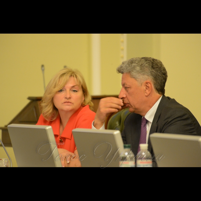 6 червня 2017 погоджувальна рада у ВР.
Ірина Луценко - БПП, Юрій Бойко - ОП.