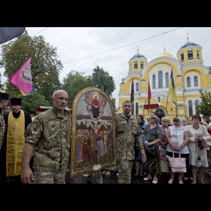 28 липня 2017 у День Хрещення Руси-України відбувся ювілейний десятий Всеукраїнський Хресний хід Української Православної Церкви Київського Патріархату.