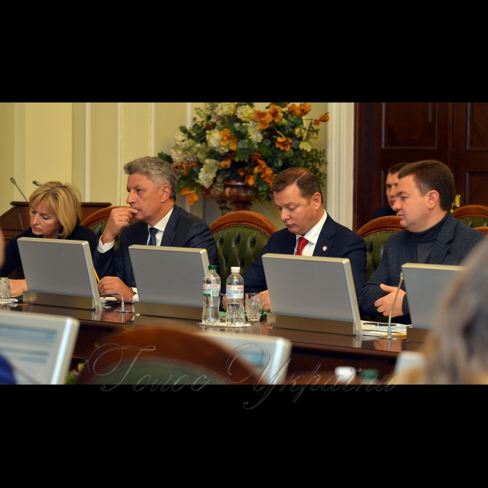 2 жовтня 2017 засідання погоджувальної ради.
Ірина Луценко (БПП), Юрій Бойко (ОП), Олег Ляшко (РП), Віктор Бондар (Відродження).