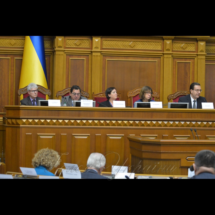 У Верховній Раді проходить пленарне засідання VI сесії Парламентської асамблеї ЄВРОНЕСТ. Маріан Лупу 