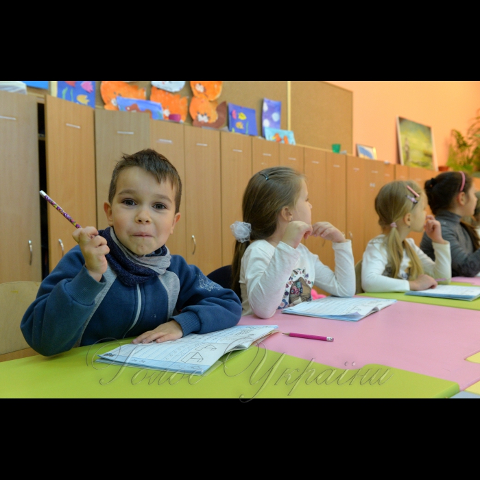Школа №23 міста Києва, діти, школярі, учні школи №23