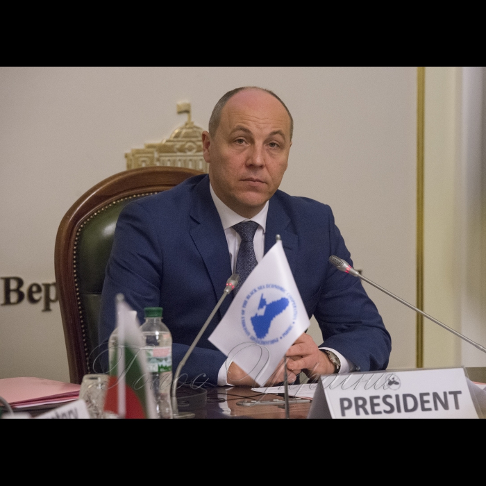 28 листопада 2017 Голова Верховної Ради України Андрій Парубій взяв участь у засіданні Бюро Асамблеї ПАЧЕС.