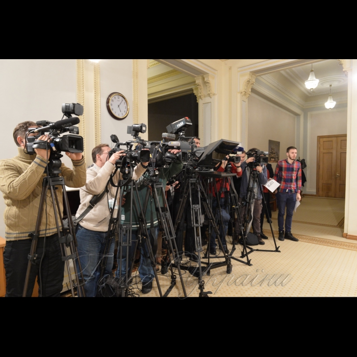 28 листопада 2017 підхід Голови Верховної Ради України Андрія Парубія до преси з нагоди проведення у Києві ювілейної 50-ї Генеральної Асамблеї ПАЧЕС.