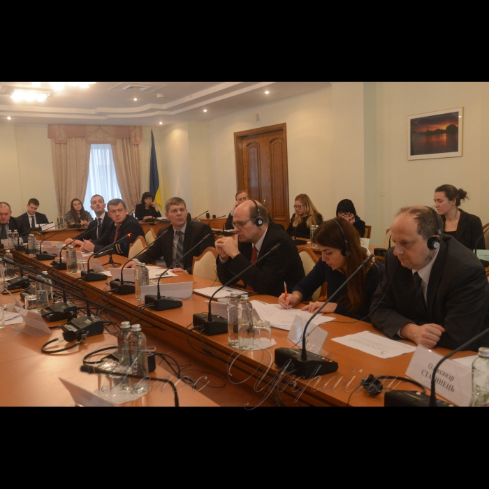14 грудня 2017 слухання у Комітеті Верховної Ради України з питань інформатизації та зв'язку на тему: 