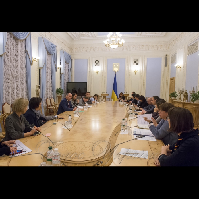 14 лютого 2018 Голова Верховної Ради України Андрій Парубій провів зустріч з громадськими експертами щодо пріоритетів порядку денного на восьму сесію Верховної Ради восьмого скликання.